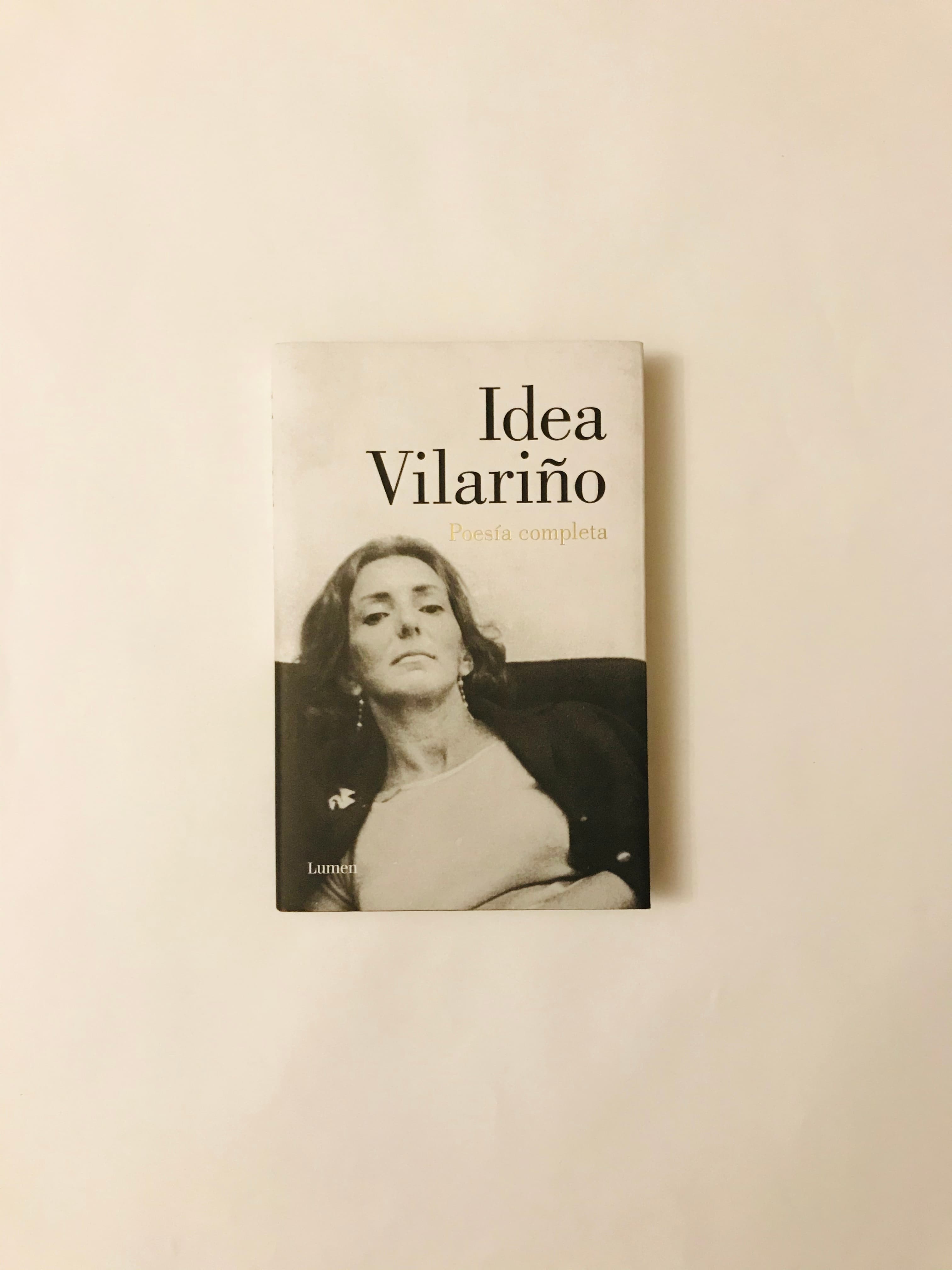 "POESÍA COMPLETA", de Idea Vilariño