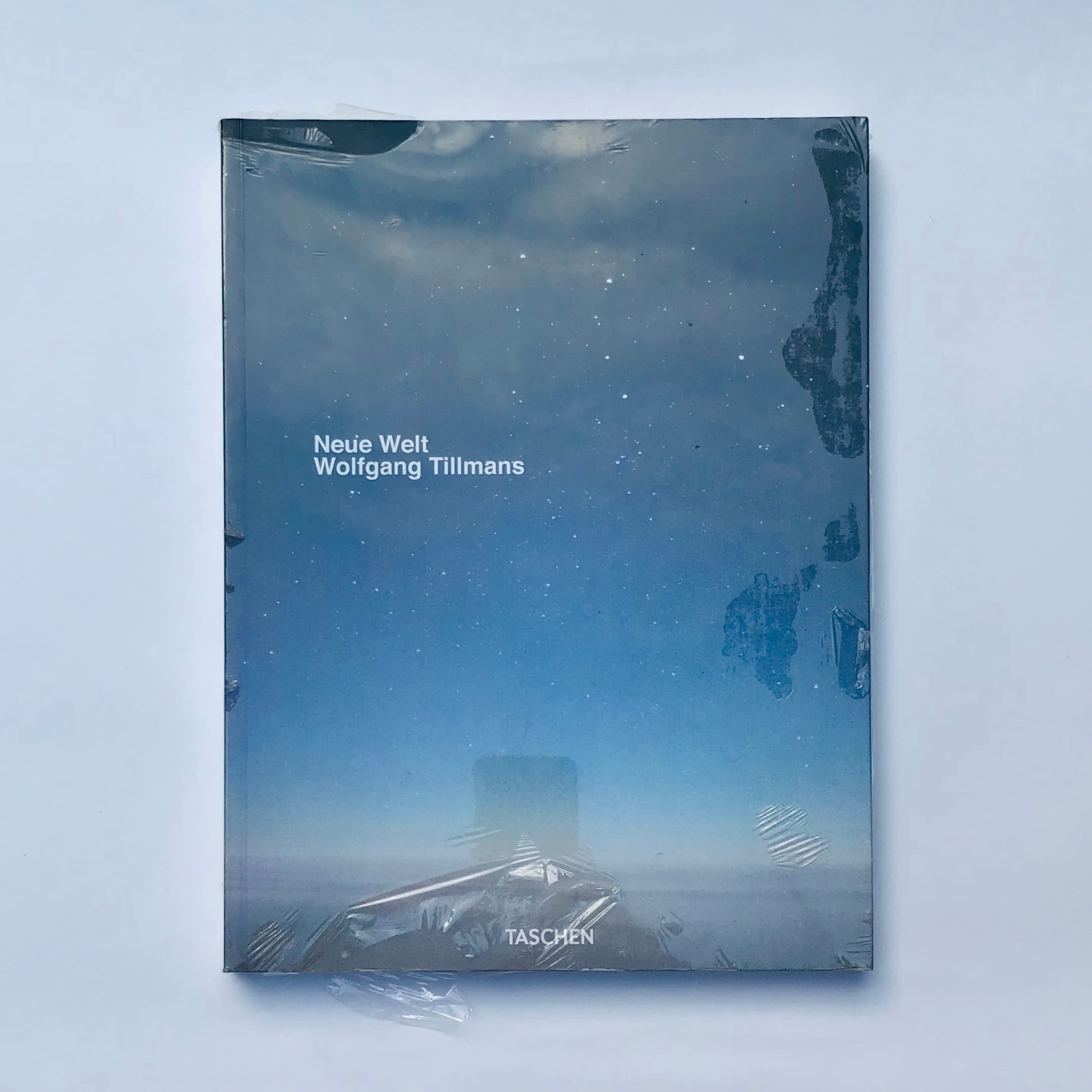 "NEUE WELT", de Wolfgang Tillmans