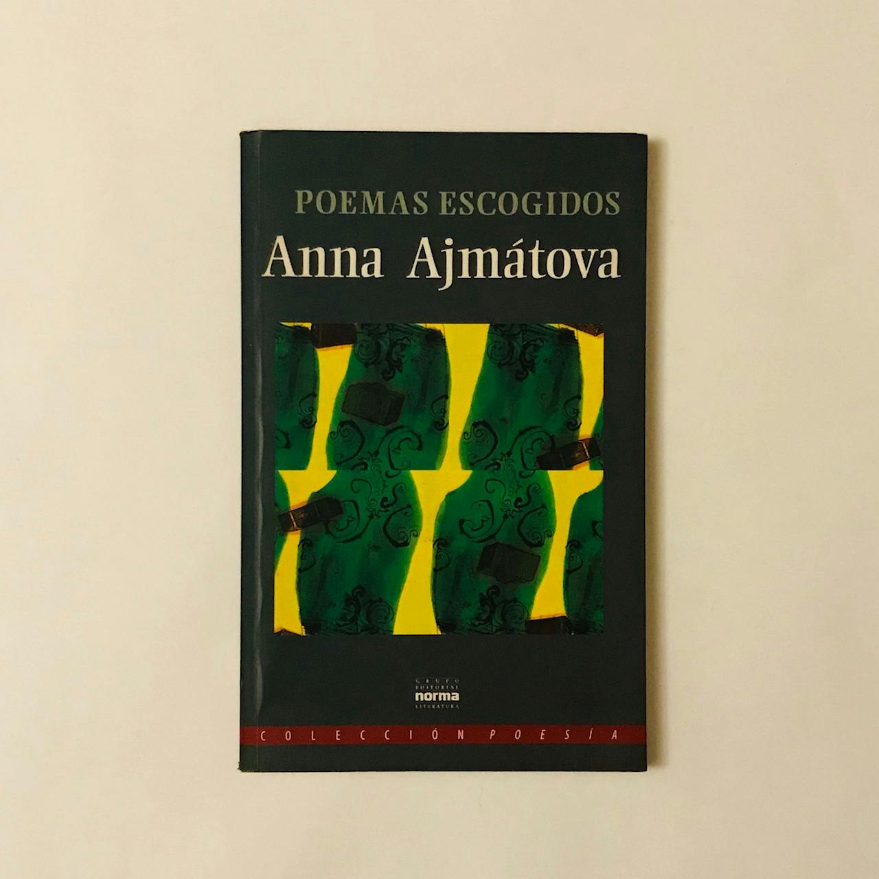 "POEMAS ESCOGIDOS", de Anna Ajmátova